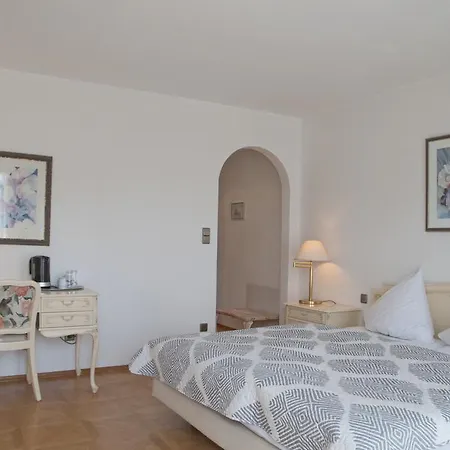 See-hotel Seeschau - Direkt Am Bodenseeufer Hotel 4*